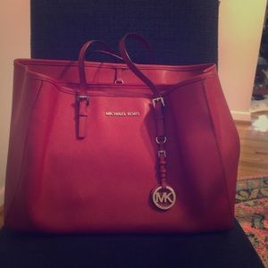 Michael Kors tote